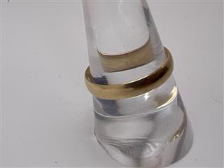 14K WEDDING BAND YELLOW GOLD 2.8G SIZE 9.5 WIDTH 3.8MM